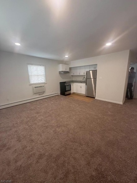 Photo - 117 Centre St House