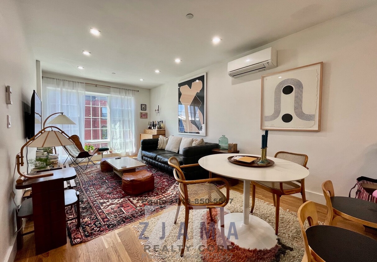 Foto principal - 731 Greene Ave