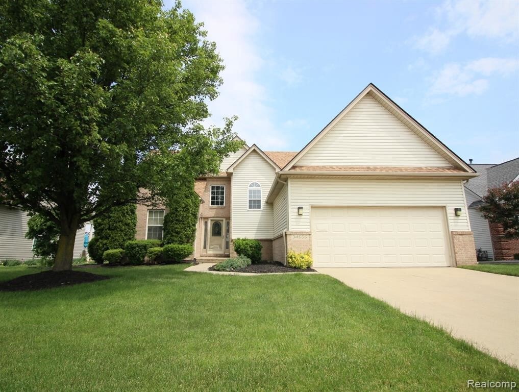 Foto principal - 34655 Golden Oak Ln