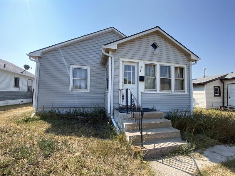 Primary Photo - 519 E 7th St