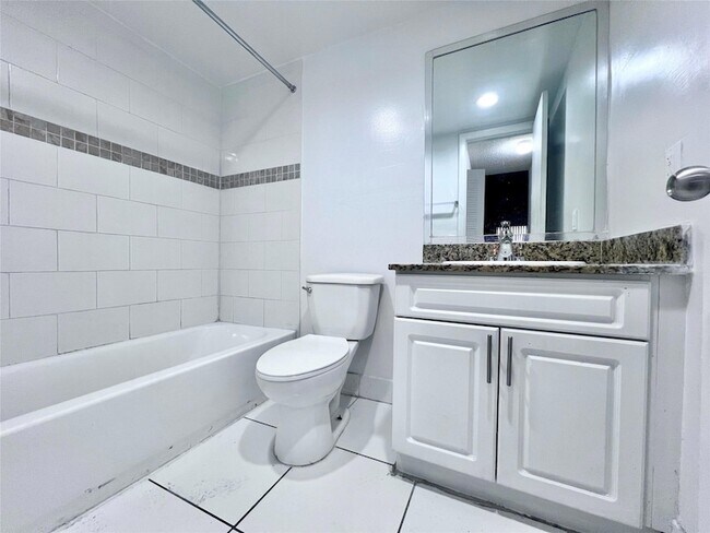 Foto del edificio - 2580 NW 56th Ave