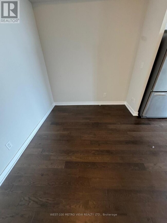 Building Photo - 4311-4011-4011 Brickstone Mews
