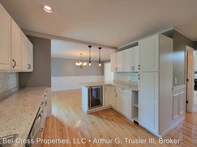 Building Photo - 3 br, 2.5 bath House - 101 Cadet Ct
