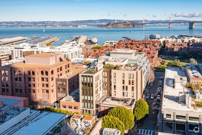Proximity to San Francisco Bay - 240 Pacific Ave