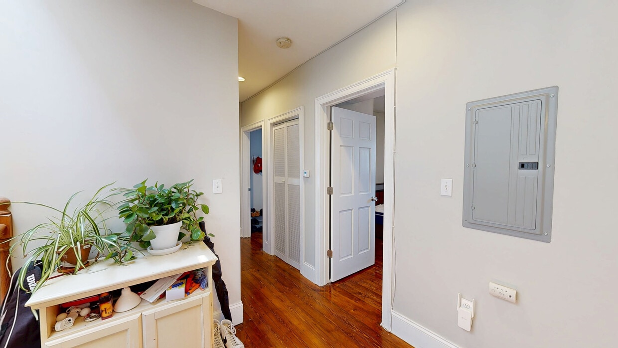 Photo - Tazar Properties Apartments