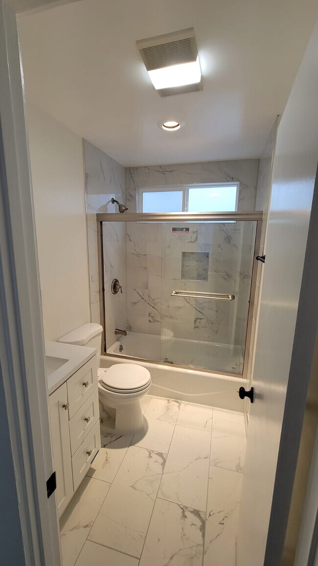 Foto del edificio - 36 Brooks Ave