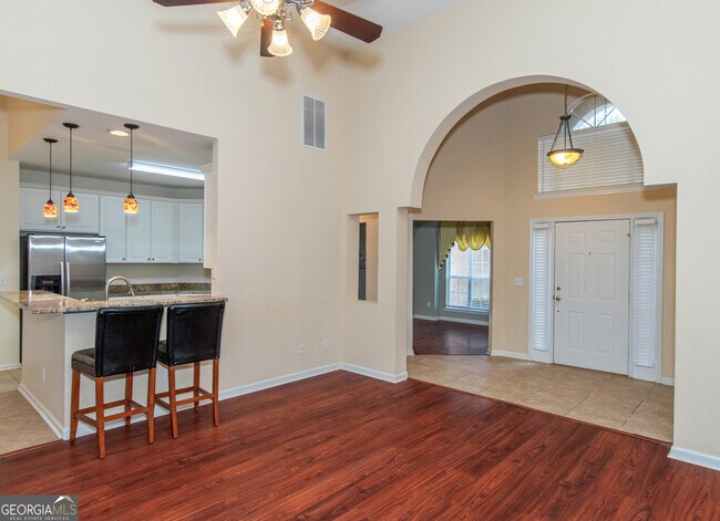 Building Photo - 155 Middlebrook Dr