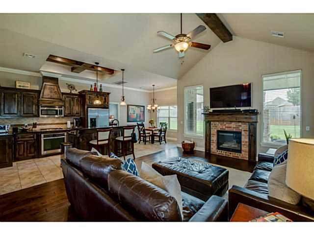 Foto del edificio - Kelly Lakes Addition - 4 bed 2 1/2 bath + ...