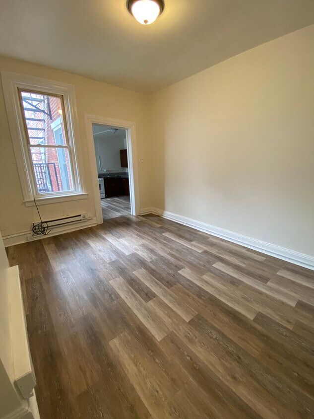 Foto principal - 212 E Lemon St