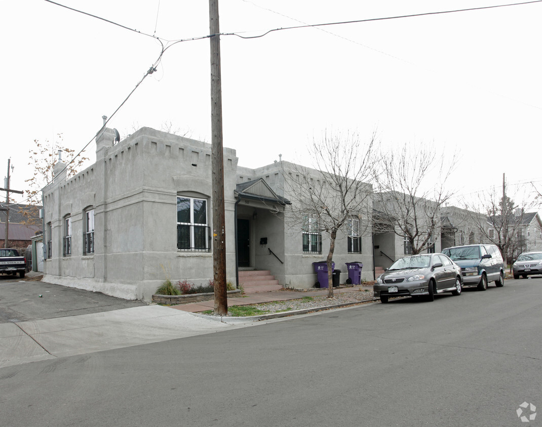 Building Photo - 500 Cherokee St