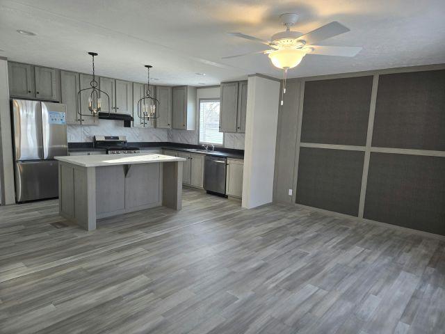 Foto del edificio - 137 Skyline Dr