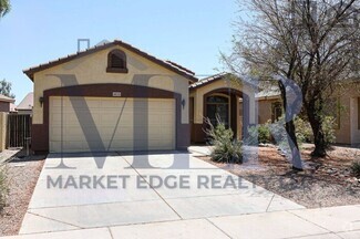 Building Photo - 44715 Alamendras St