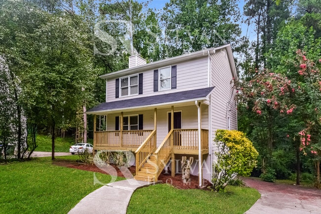 Building Photo - This cute home is ready for your personal ...