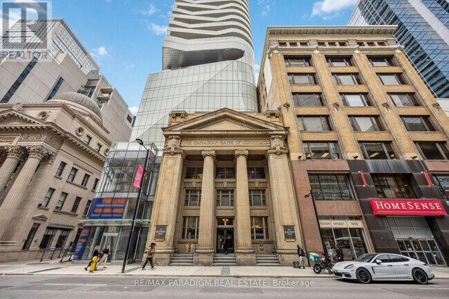 Photo du bâtiment - 197-4197 Yonge St