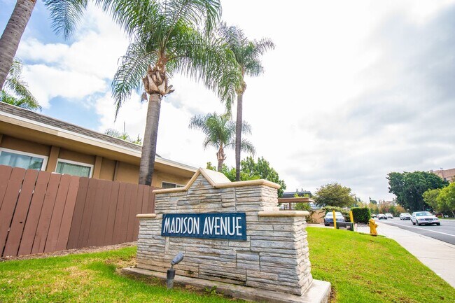 Foto del edificio - 2BR/1.5BA Condo! 2 parking spaces