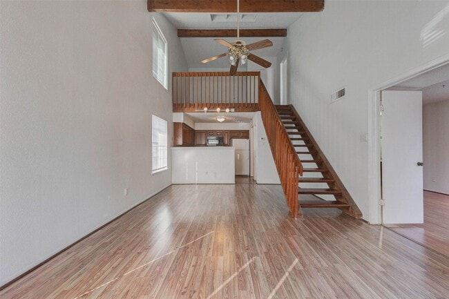 Building Photo - 200 Pecan Dr