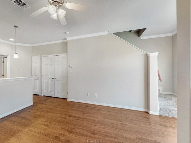 Building Photo - Lakeridge Townhomes #2607