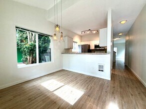 Building Photo - 6125 S Hood Ave
