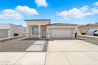 Building Photo - 837 Paseo Drusy Pl
