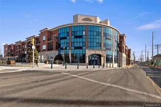 Building Photo - 130 Post Ave