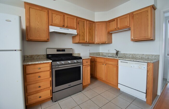 Foto del edificio - 2302 Johnsburg Rd