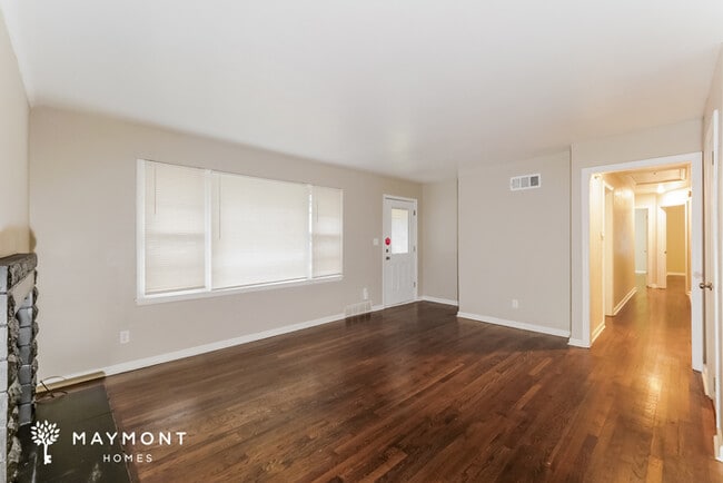 Foto del edificio - Cute 4 Bedroom Home in Kansas City