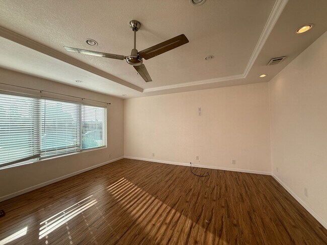 Foto del edificio - 2007 Poli St