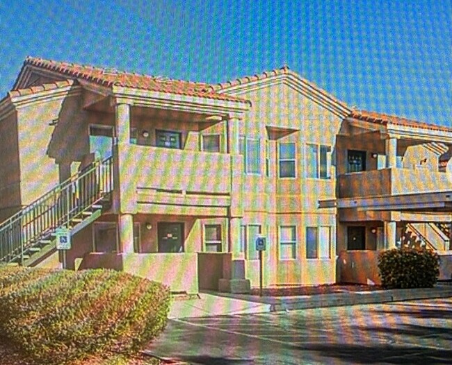 Foto del edificio - 2232 Benmore St