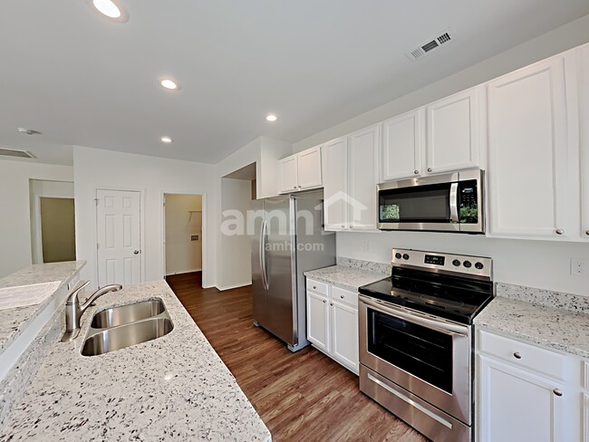 Foto del edificio - 5411 Fenway Dr
