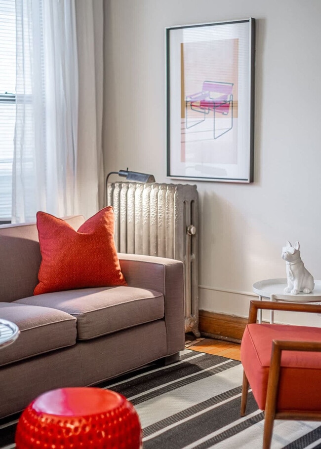 Foto del edificio - 3761 N Wayne Ave