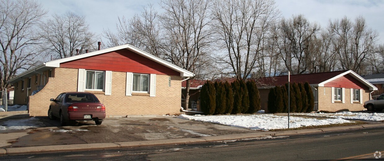 Primary Photo - Huron Garden apartments