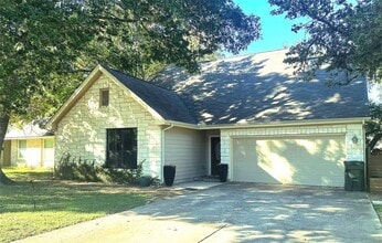 Building Photo - 10104 Missel Thrush Dr