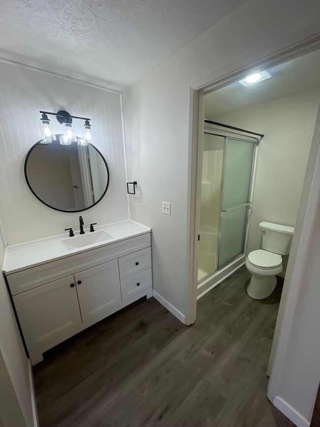 Foto del edificio - **MOVE IN SPECIAL**  Must See Updated 3 Bedroom with Large Yard!