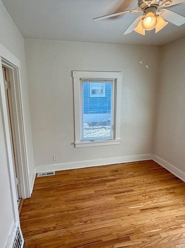 Foto del edificio - 3 Bedroom Morton Meadows Home for Rent - Close to Everything!