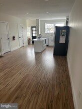 Building Photo - 2277 Hollinshed Ave