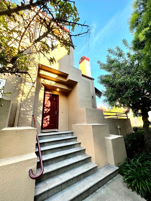 50 Commons Ln, Foster City, CA 94404 Townhome Rentals in Foster City