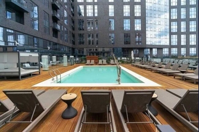 Foto del edificio - 341 Harrison Ave