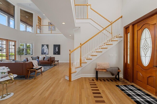 Building Photo - 14289 Equestrian Way