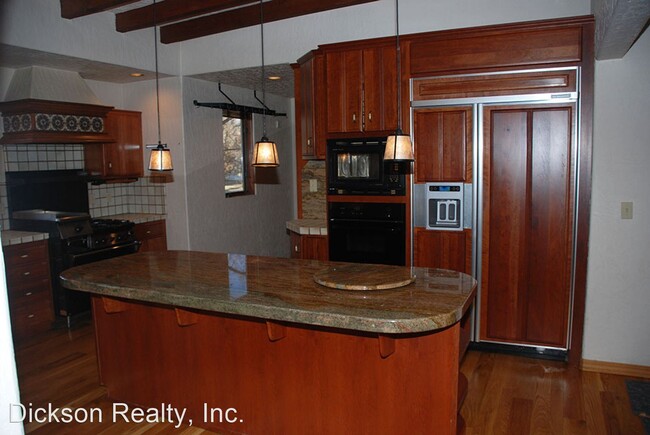 Building Photo - 3 br, 2.5 bath House - 50 Bret Harte