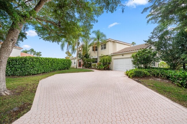 Photo - 2104 Country Golf Dr (Wellington, FL) House