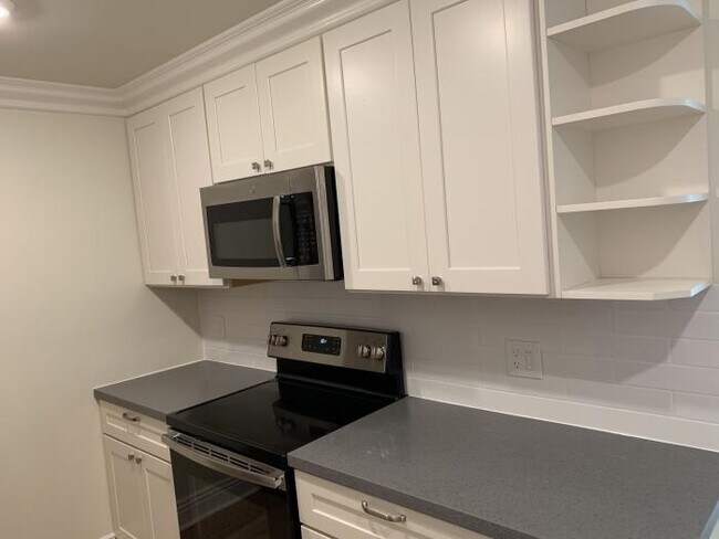 Foto del edificio - 1 bedroom in Oakland CA 94606