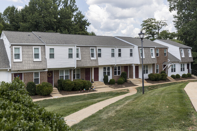 Foto del edificio - Old Mill Townhomes