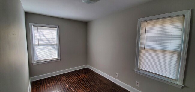 Foto del edificio - 2 Bedroom 1 Bathroom House!
