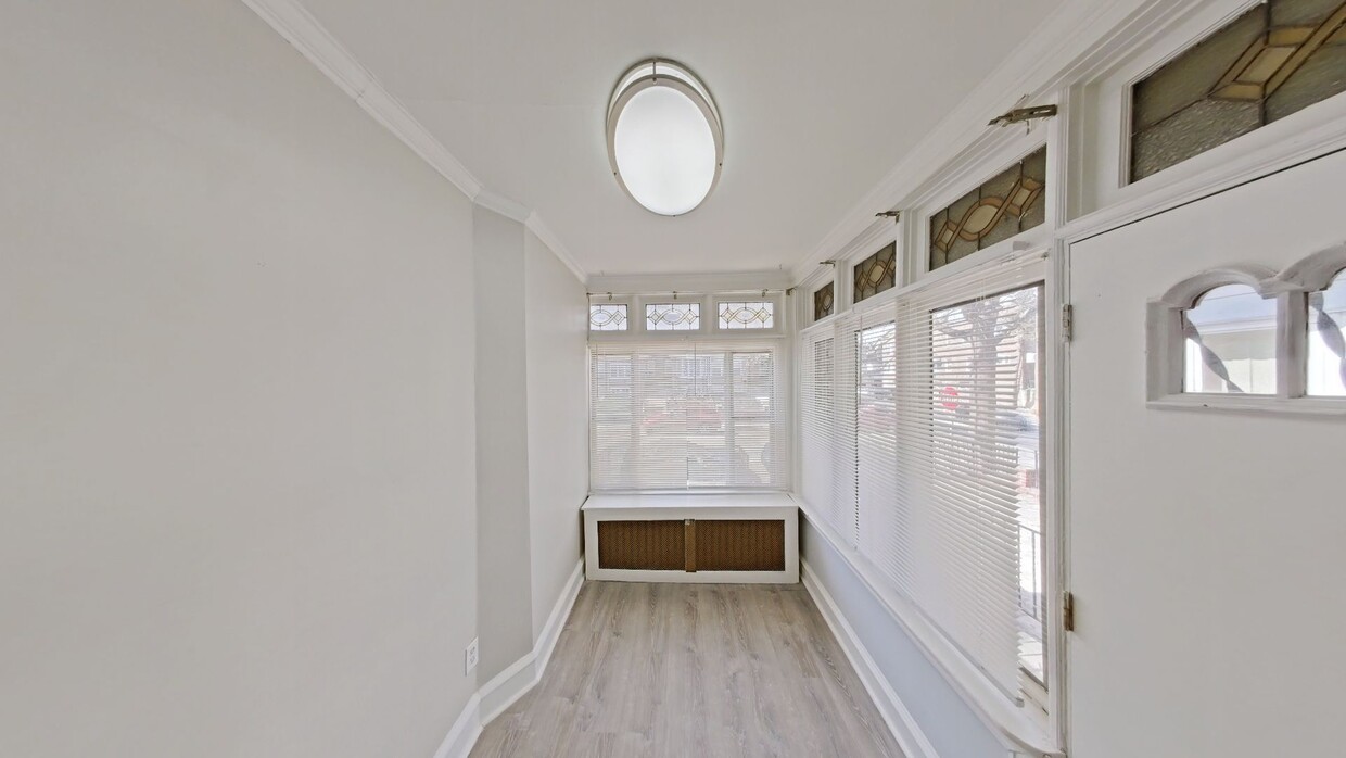 Photo - 6459 N 16th St