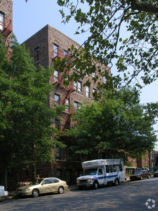 Foto del edificio - 1534 Ericson Pl