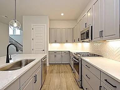 Foto del edificio - 5806 Rangeland Rd