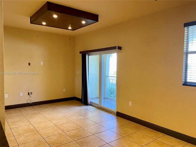 Foto del edificio - 8800 NW 107 Ct