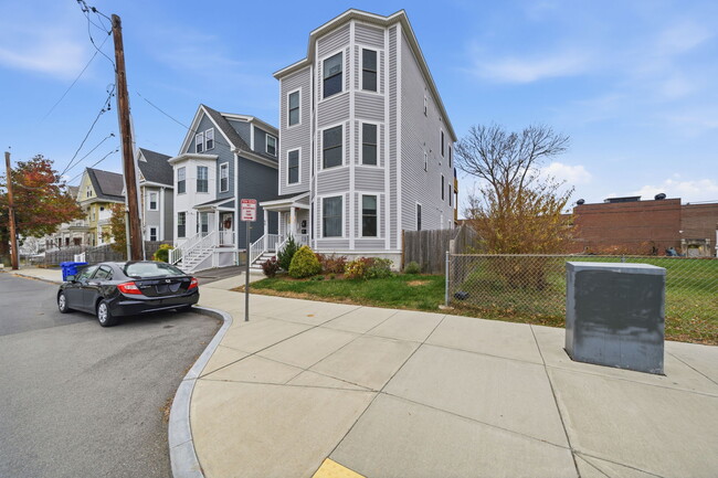 Foto del edificio - 68 Edson St