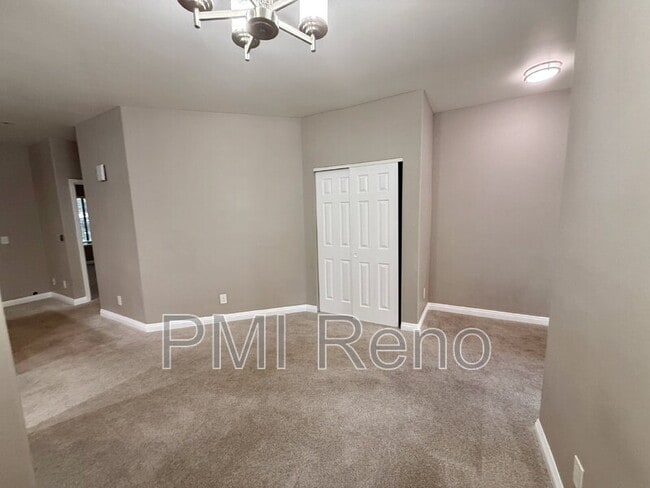 Foto del edificio - 900 S Meadows Pkwy