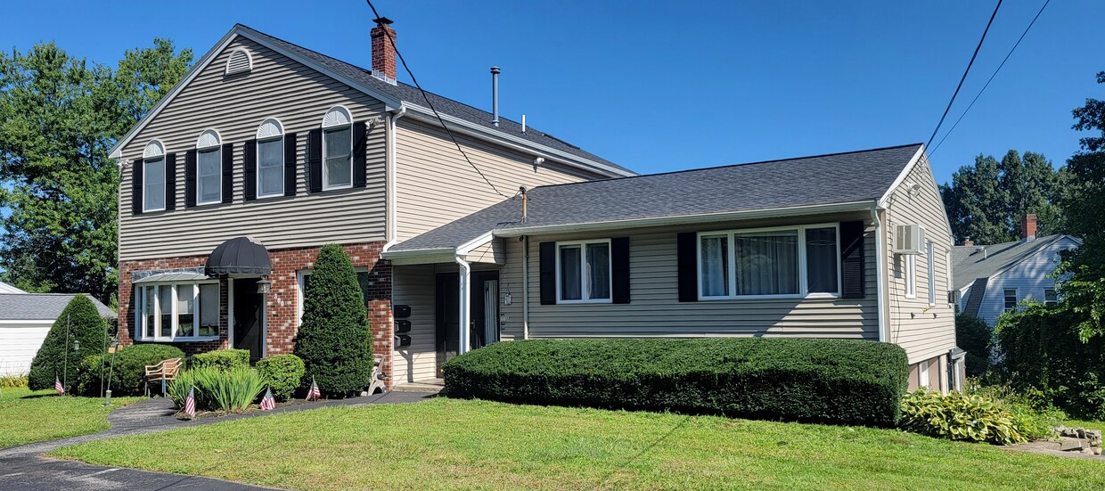 Foto principal - 300 Pleasant St